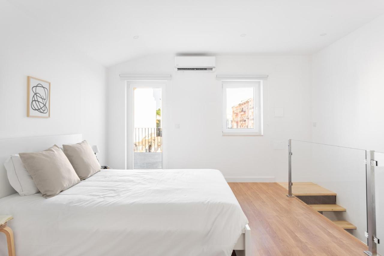 Altido Modern 2-Level Flats Near Ajuda Palace Lisbon Exterior photo